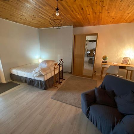 Вилла La Petite Maison Toulon-sur-Arroux Экстерьер фото