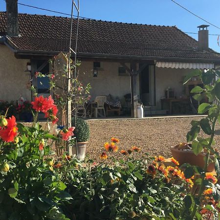 Вилла La Petite Maison Toulon-sur-Arroux Экстерьер фото