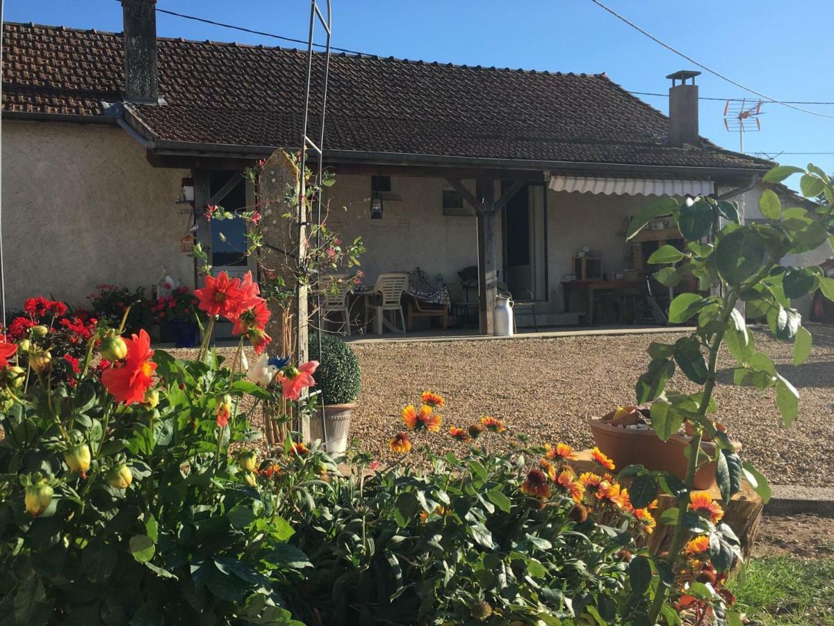 Вилла La Petite Maison Toulon-sur-Arroux Экстерьер фото